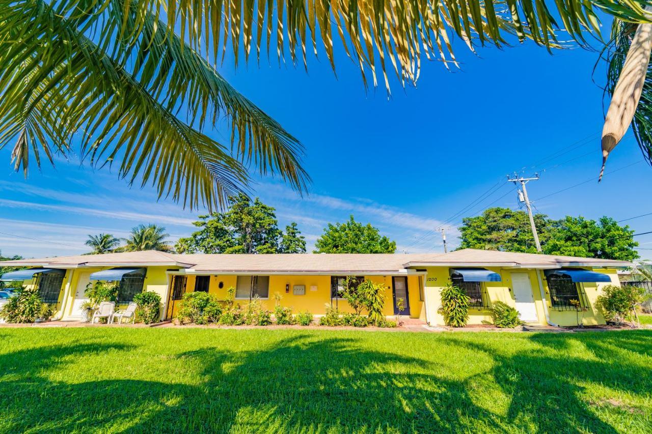 Beach Chairs, Good Kitchen, Strong Wifi On 14Th Ave ฟอร์ต ลอเดอร์เดล ภายนอก รูปภาพ