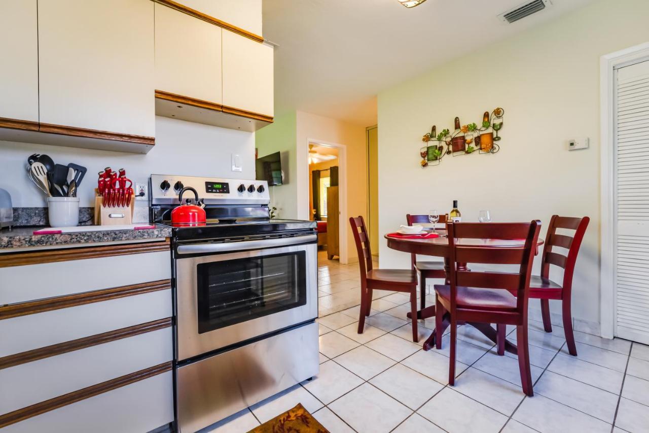 Beach Chairs, Good Kitchen, Strong Wifi On 14Th Ave ฟอร์ต ลอเดอร์เดล ภายนอก รูปภาพ