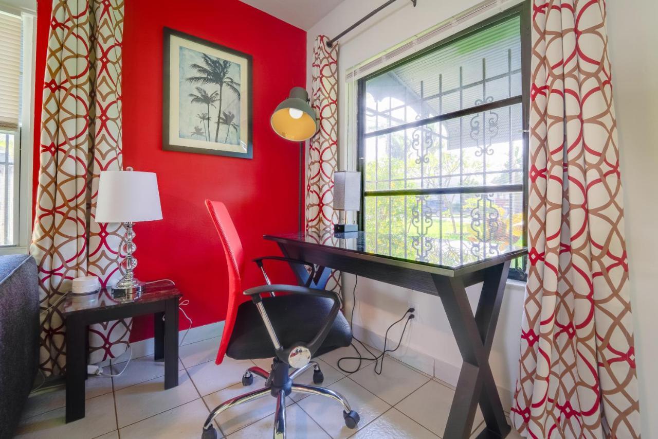 Beach Chairs, Good Kitchen, Strong Wifi On 14Th Ave ฟอร์ต ลอเดอร์เดล ภายนอก รูปภาพ